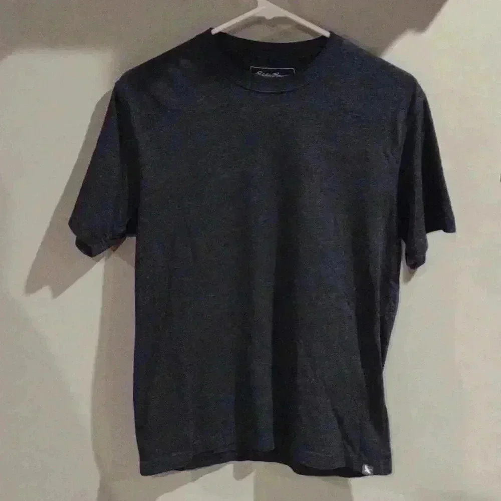 Eddie‎ Bauer men's small dark gray legendwash T-shirt